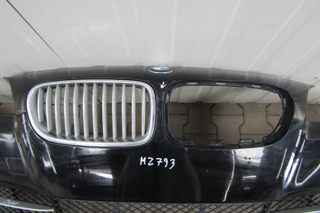 Prednji branik BMW 5 F10 F11 10-13