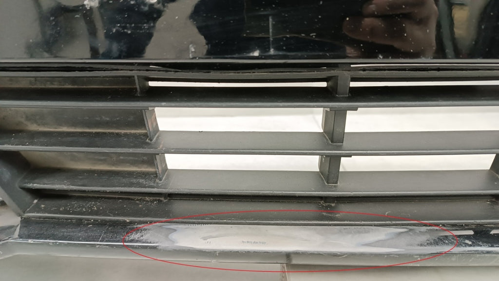 Prednji branik BMW 5 F10 F11 Lift LCI 13-17