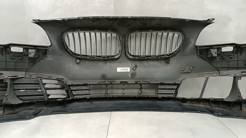 Prednji branik BMW 5 F10 F11 Lift LCI 13-17