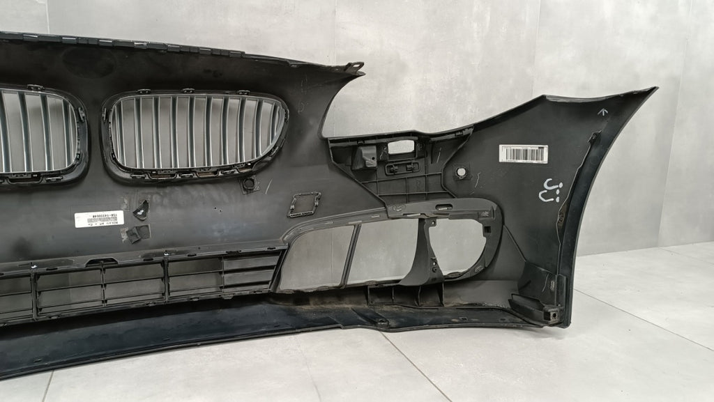 Prednji branik BMW 5 F10 F11 Lift LCI 13-17