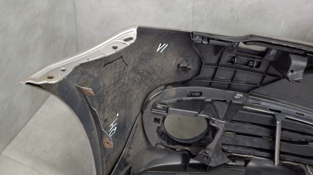 Prednji branik BMW 5 F10 F11 Luxury Line Lift LCI 13-17