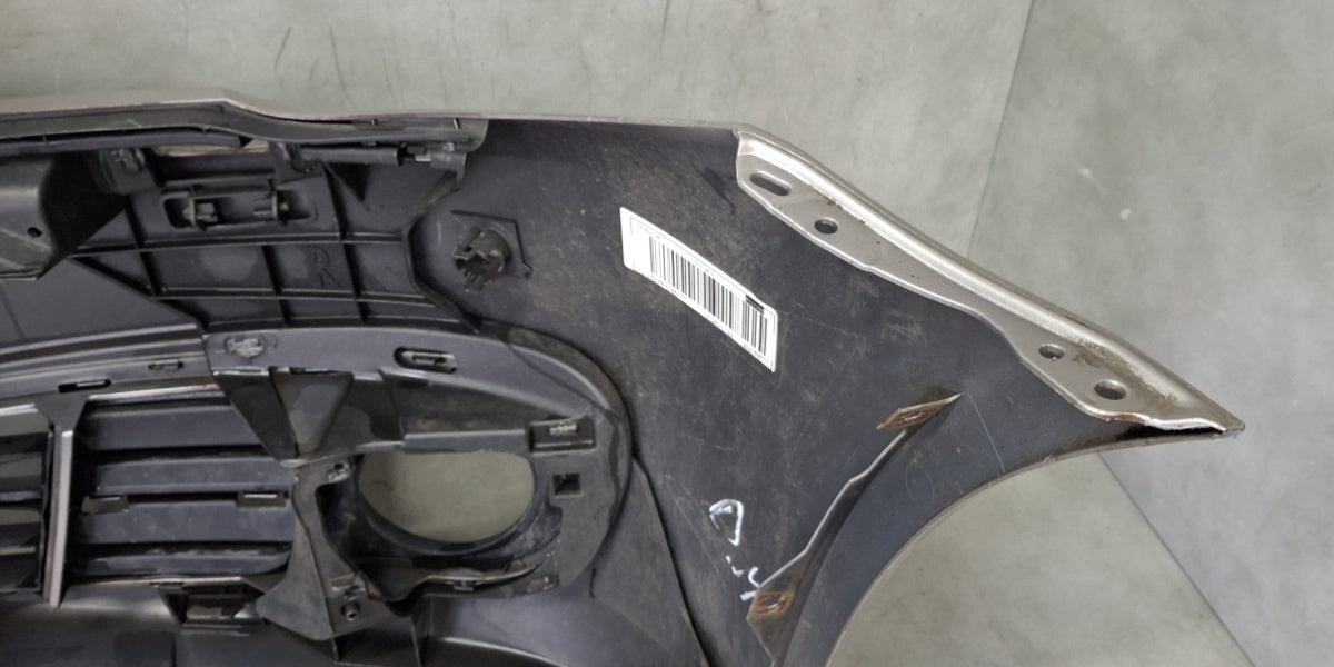 Prednji branik BMW 5 F10 F11 Luxury Line Lift LCI 13-17