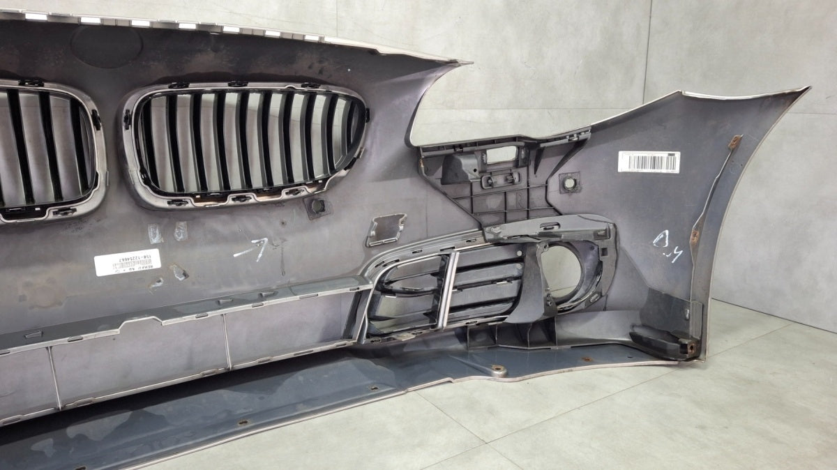 Prednji branik BMW 5 F10 F11 Luxury Line Lift LCI 13-17