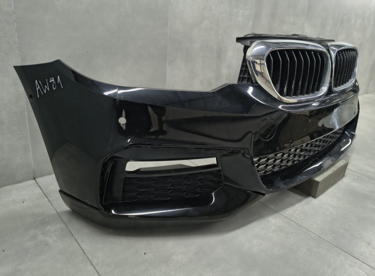 Prednji branik BMW 5 G30 G31 M paket 17-20