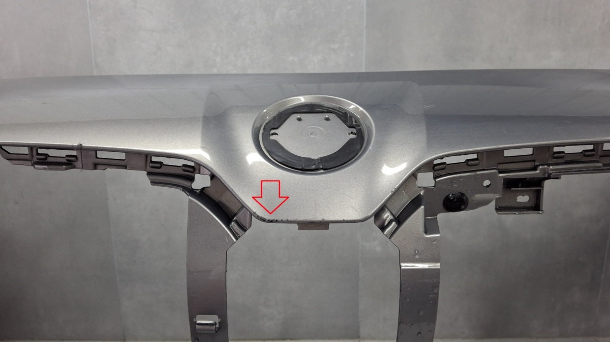 Prednji branik BMW 7 G70 M paket 22-25