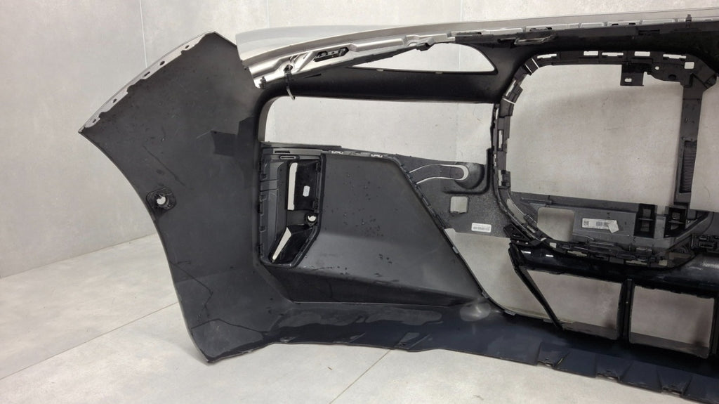 Prednji branik BMW 7 G70 M paket 22-25