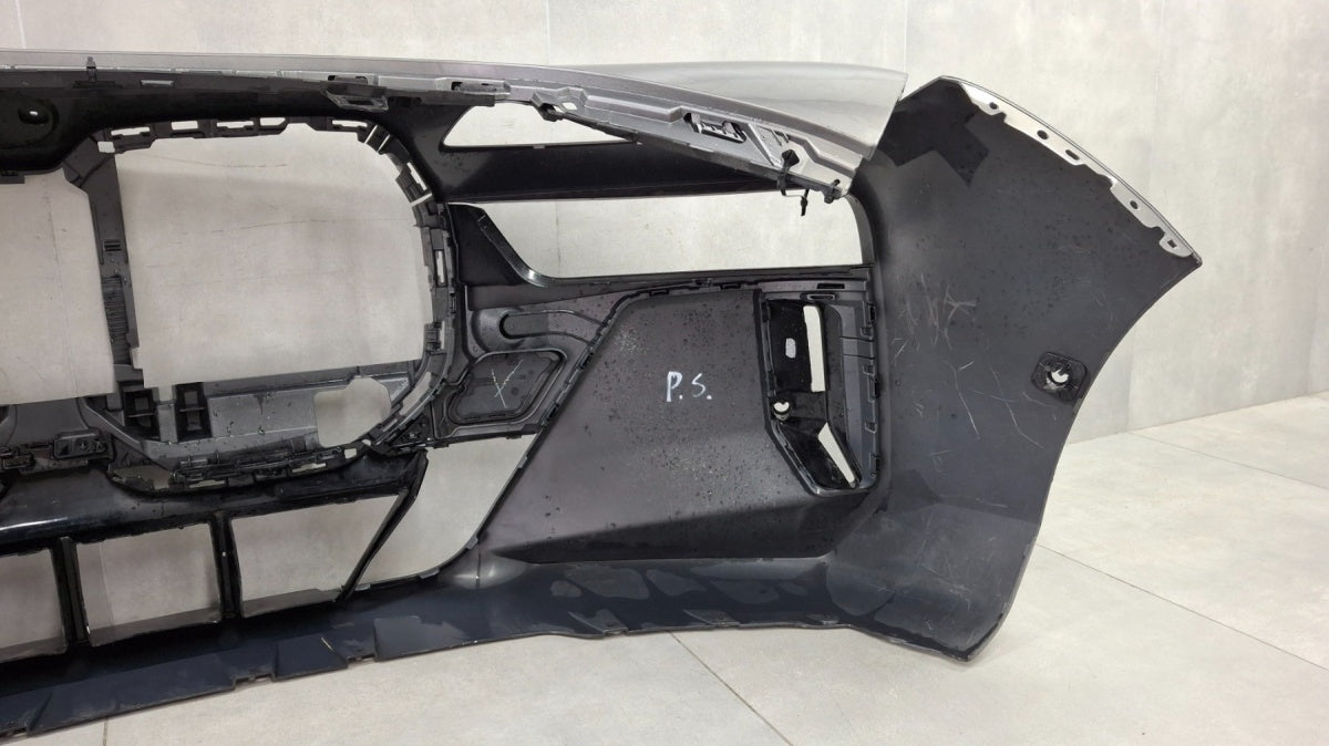 Prednji branik BMW 7 G70 M paket 22-25