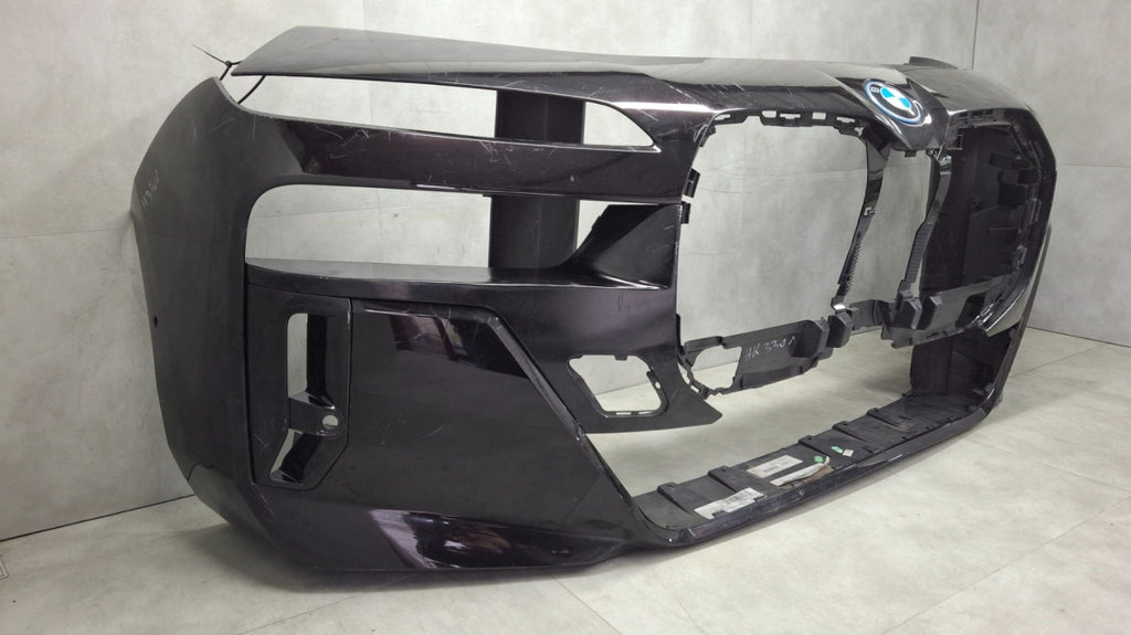 Prednji branik BMW 7 G70 M paket 22-25