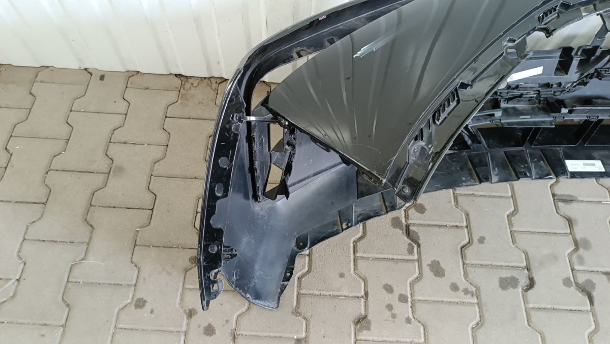Prednji branik BMW 7 G70 M paket 22-