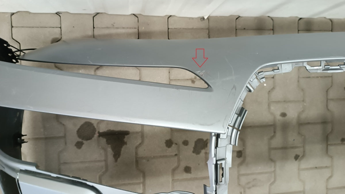 Prednji branik BMW 7 G70 M paket 22-