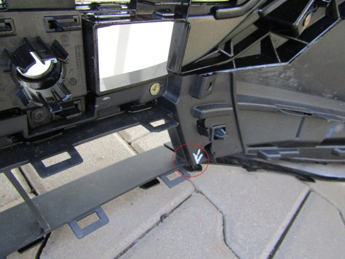 Prednji branik VW Arteon 3G8 Lift 20-