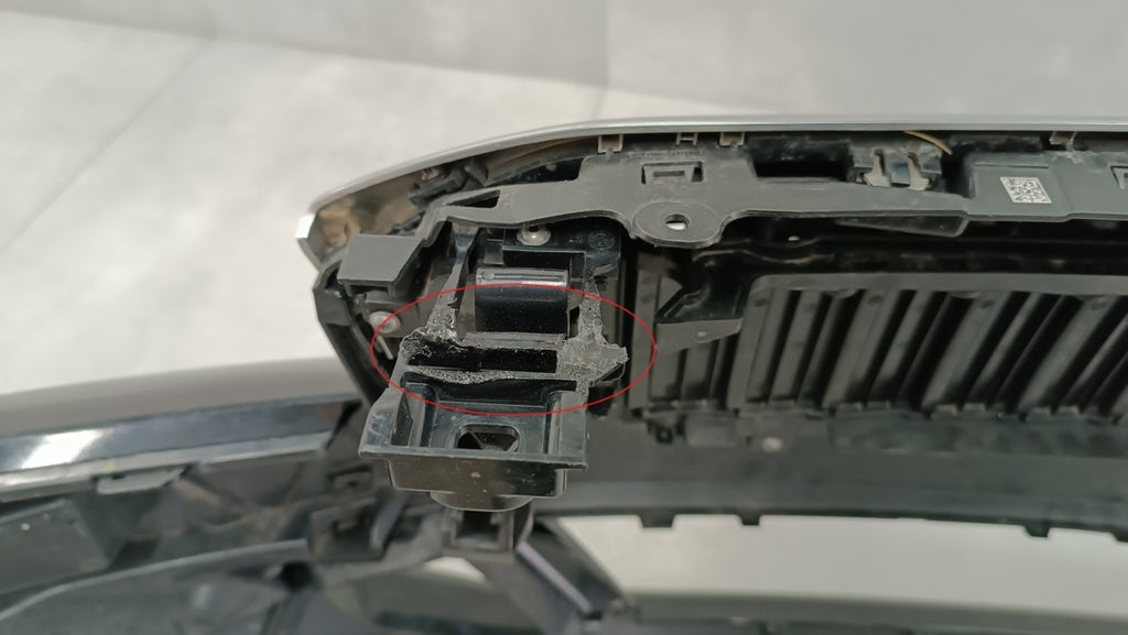 Prednji branik BMW G20 G21 Lift 22-