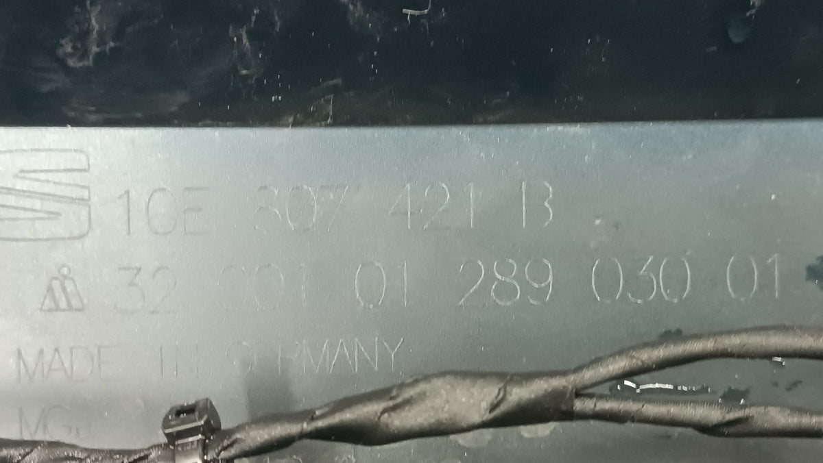 Zadnji branik CUPRA BORN 10E 21- / + PDC + wiązka