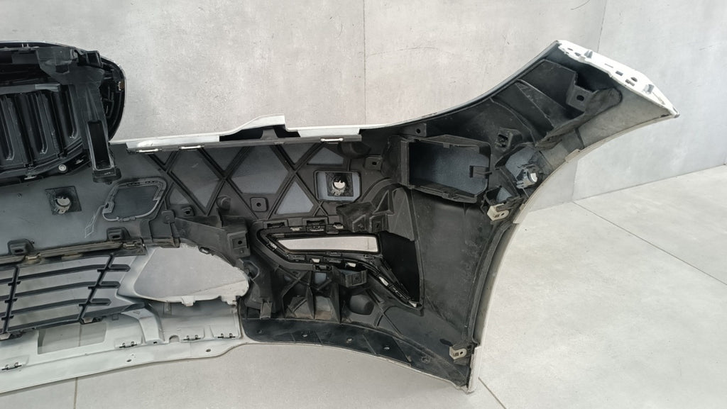 Prednji branik BMW 3 G20 G21 SPORT LINE 18-22 / + roleta + ślizgi