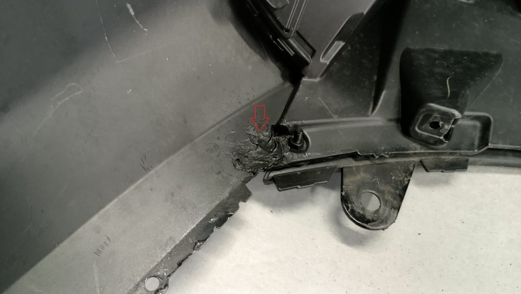 Zadnji branik BMW IX M Sport I20 lift LCI 25-