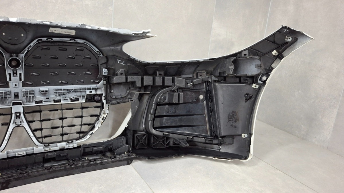Prednji branik BMW i4 G26 Gran Coupe M paket 21-24 / + ślizgi