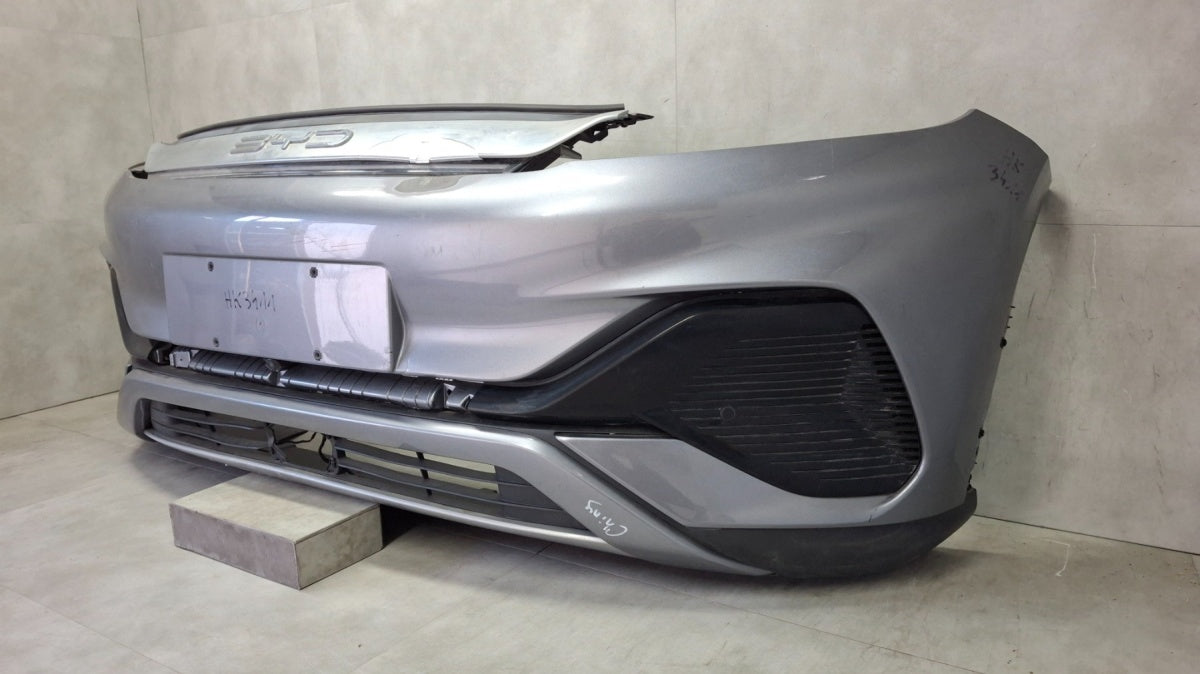 Prednji branik BYD Atto 3 22- / + kamera