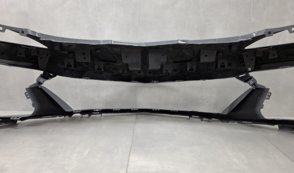 Prednji branik Chevrolet Corvette C8 Z06 21-