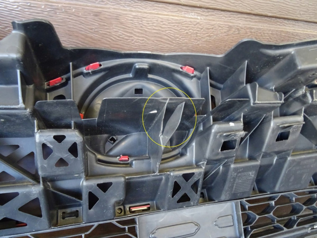 Prednji branik Citroen C1 Lift 12-14