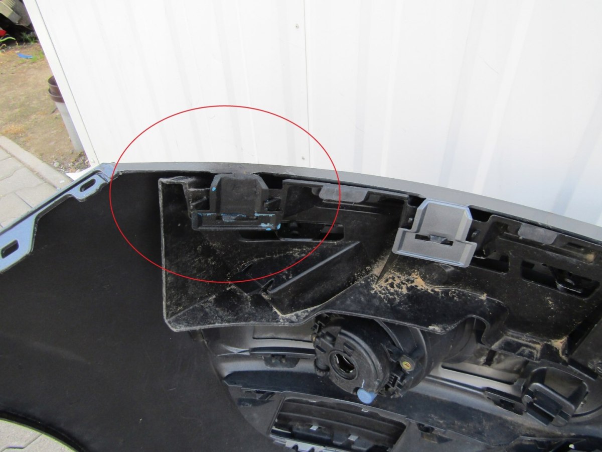 Prednji branik Citroen C3 Picasso 08-12