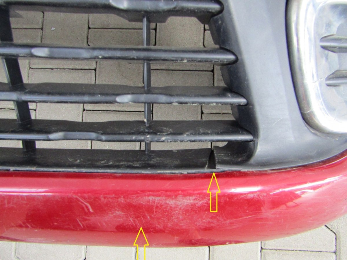 Prednji branik Citroen C3 Picasso 08-12