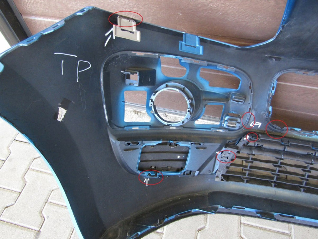 Prednji branik Citroen C3 Picasso 08-12
