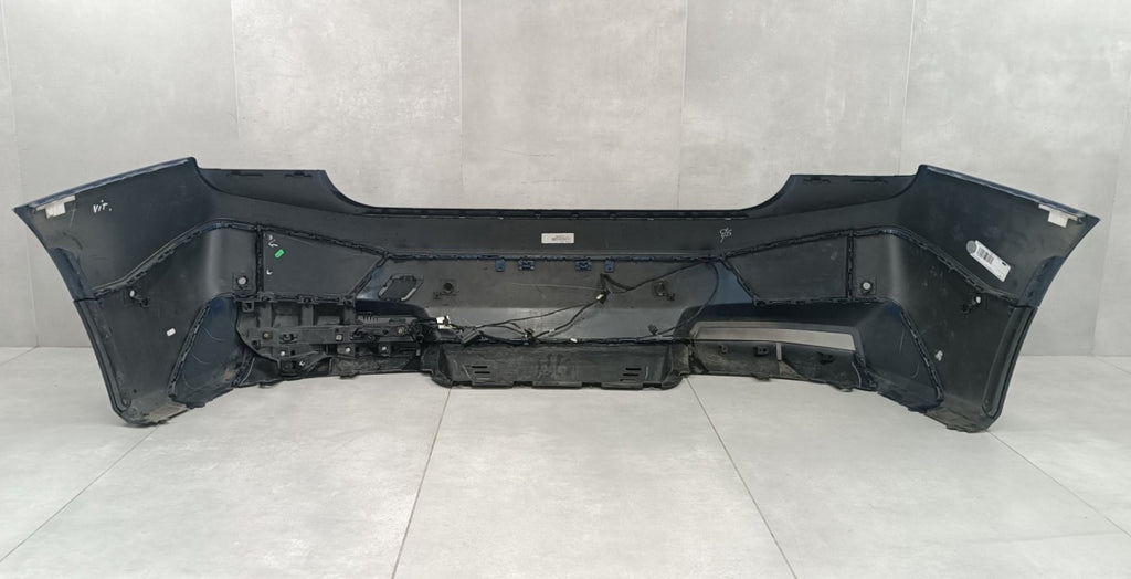 Zadnji branik BMW iX I20 M paket M-paket 21- /+ wiązka