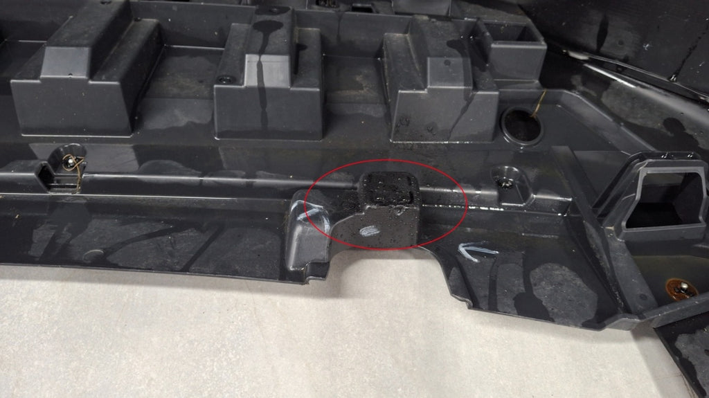 Prednji branik Citroen C3 e-C3 Aircross II 24- / + halogeny + PDC