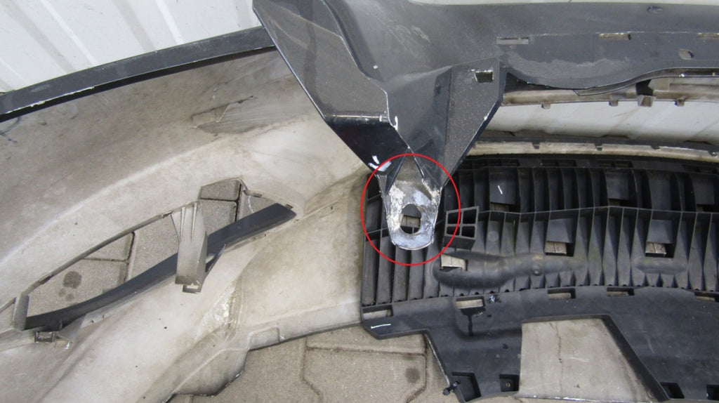 Prednji branik Opel Zafira B II Lift 08-14