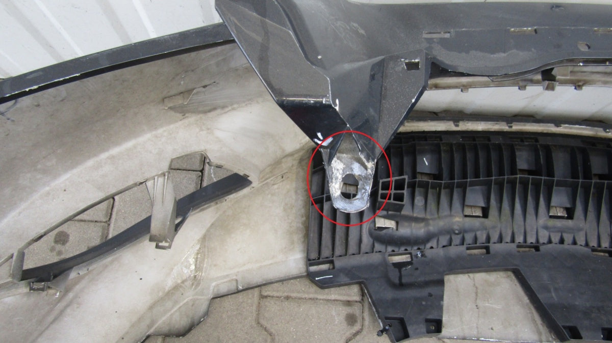 Prednji branik Opel Zafira B II Lift 08-14