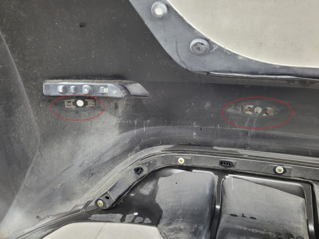Zadnji branik Nissan Leaf II 2 17-