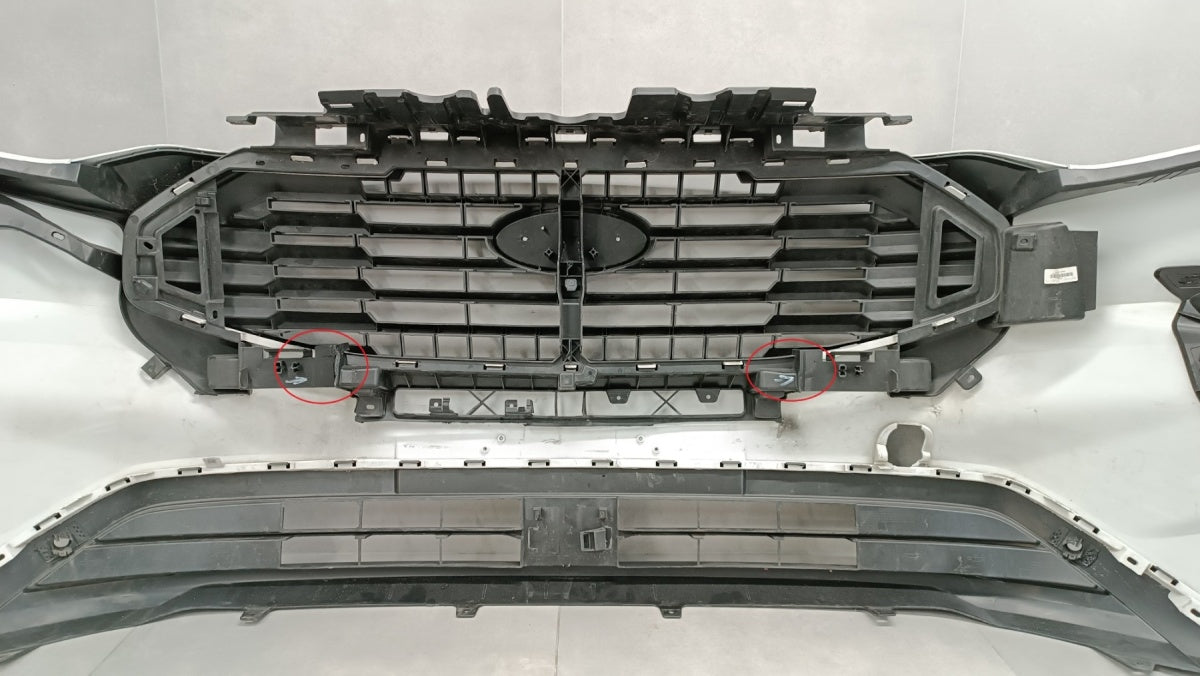 Prednji branik Ford Transit Custom MK2 II 23-