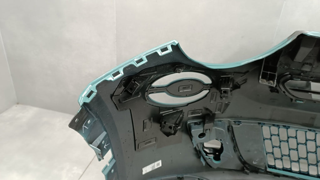 Prednji branik Fiat 600 23-