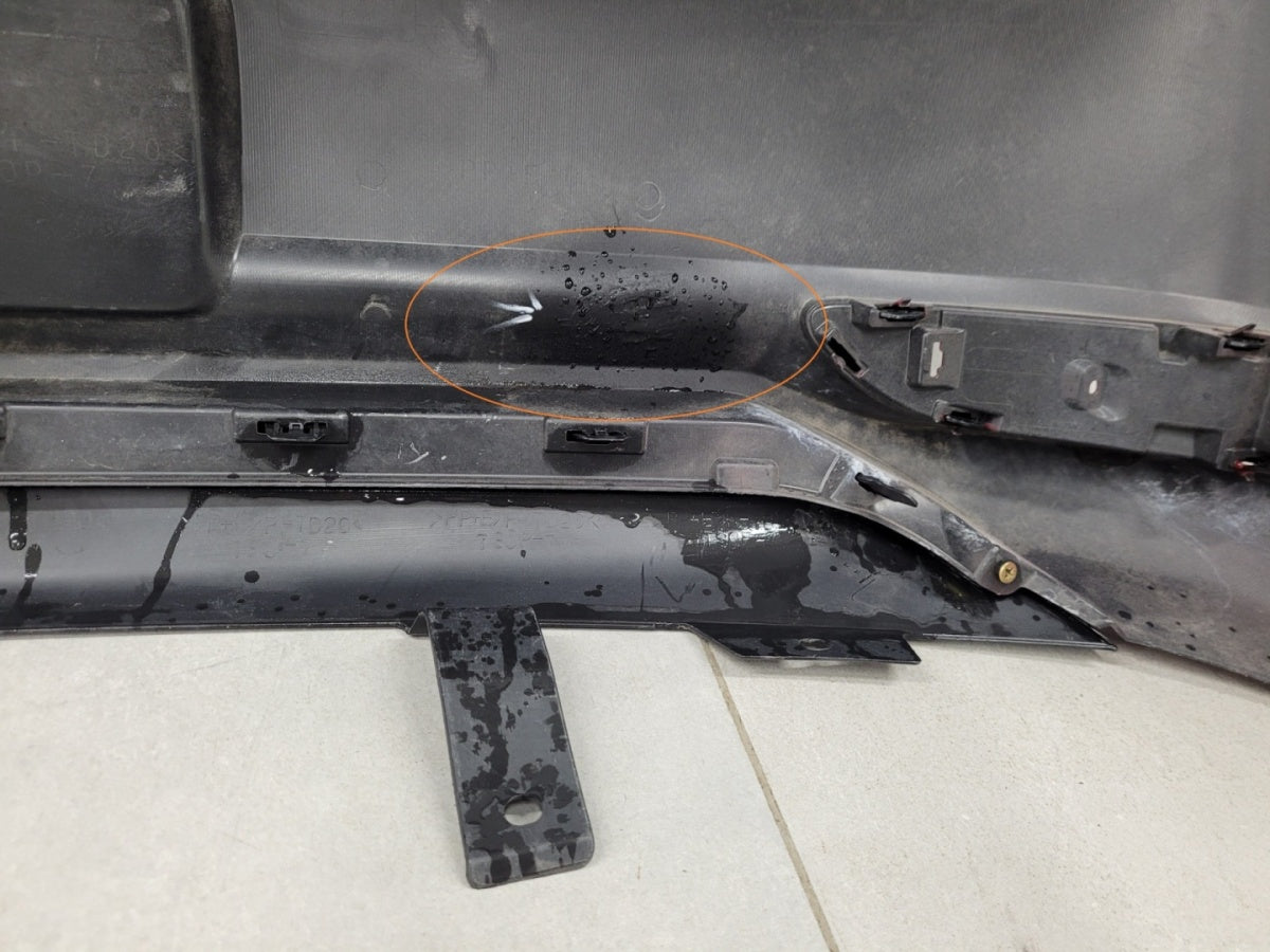 Zadnji branik Toyota Auris II 2 lift HB 15-18