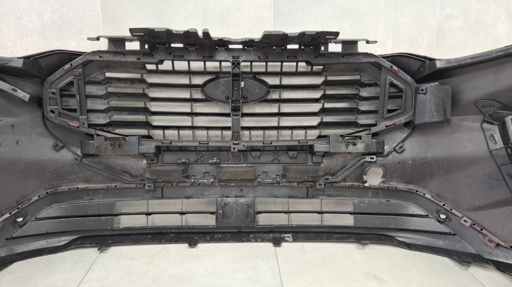 Prednji branik Ford Transit Custom mk2 II 23-