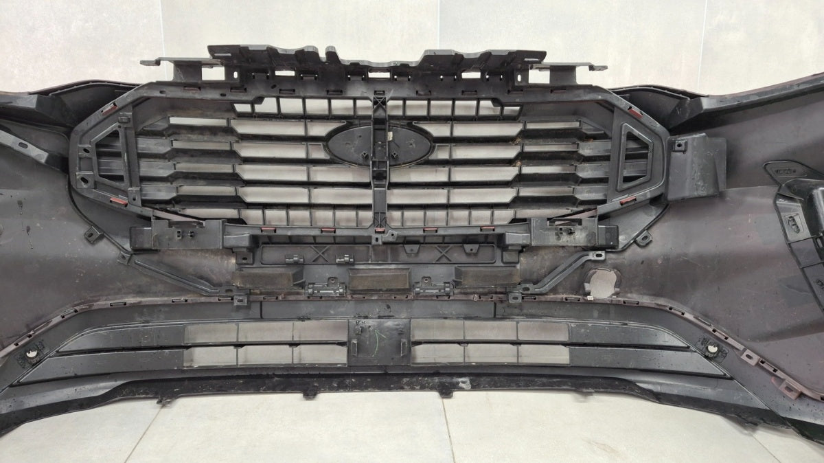 Prednji branik Ford Transit Custom mk2 II 23-
