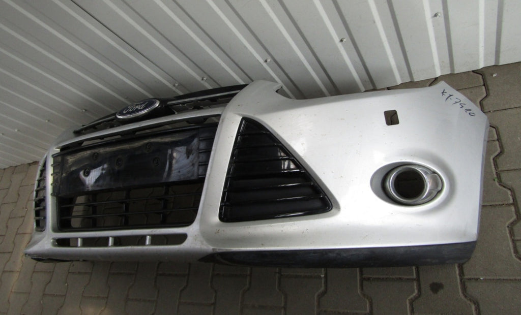 Prednji branik Ford Focus MK3 III 10-14
