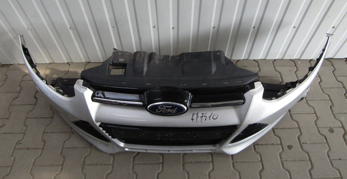 Prednji branik Ford Focus MK3 III 10-14