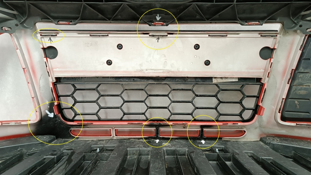 Prednji branik Ford Focus MK3 III ST-line 10-14 / + osłona
