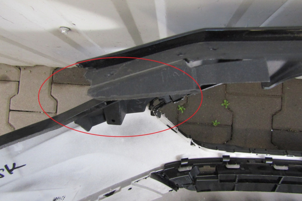 Prednji branik Ford Focus MK4 IV Vignale 18-22