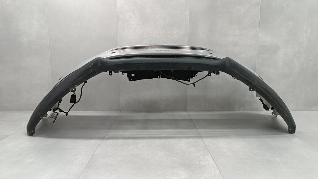 Prednji branik Ford Focus Mk3 III Lift 14- / + 6x PDC + wiązka + 2x halogen