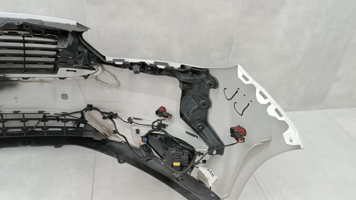 Prednji branik Ford Focus Mk3 III Lift 14- / + 6x PDC + wiązka + 2x halogen