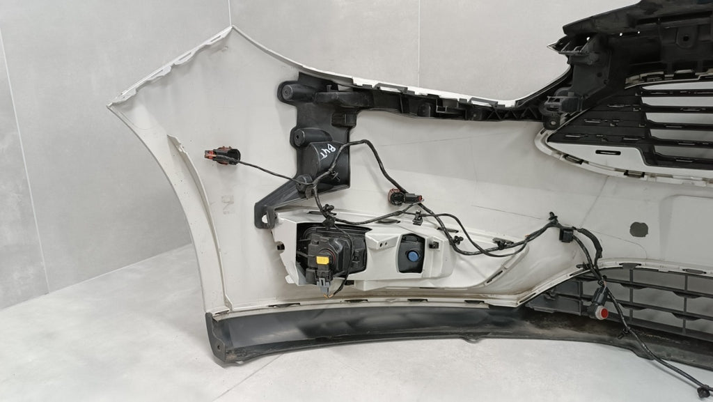 Prednji branik Ford Focus Mk3 III Lift 14- / + 6x PDC + wiązka + 2x halogen