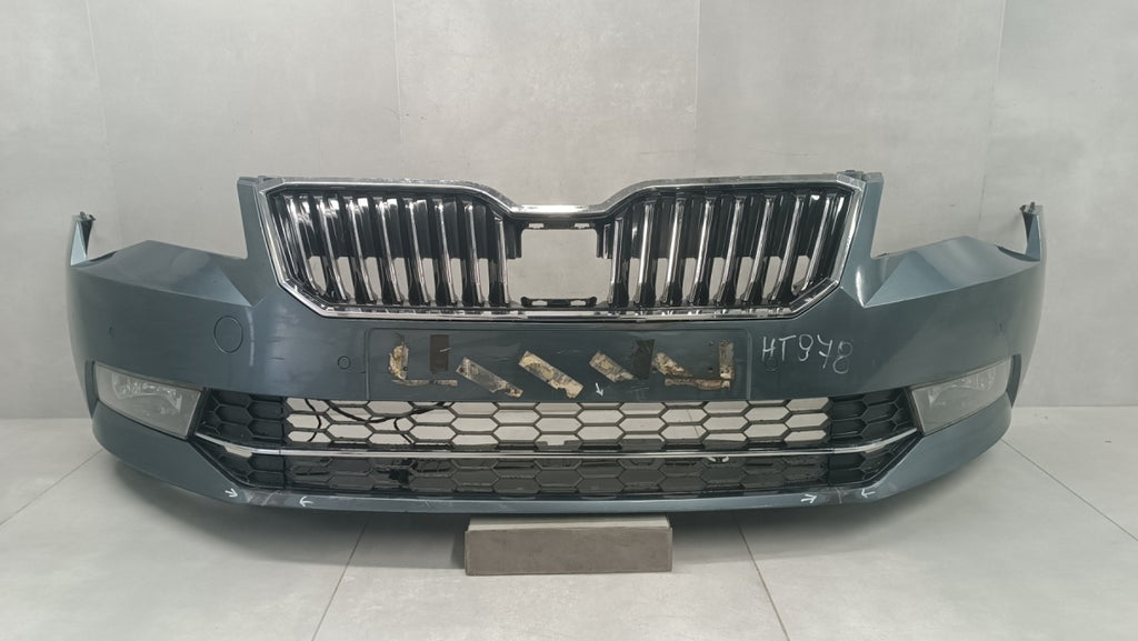 Prednji branik Skoda Superb III 15-19 /+ wiązka + PDC
