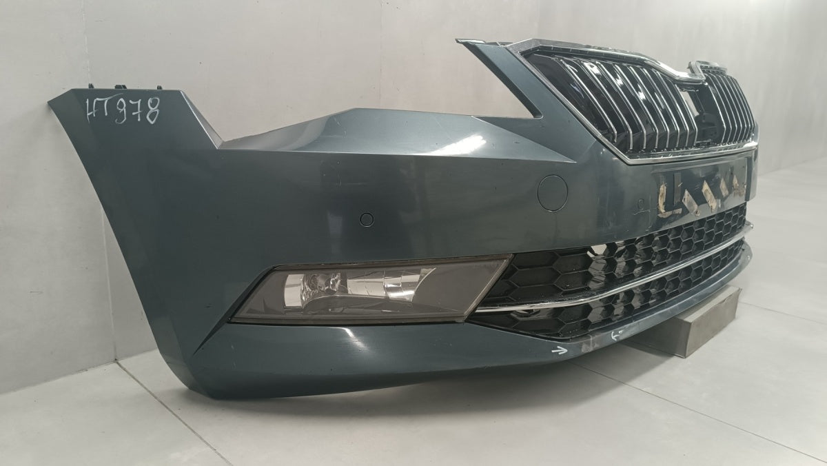 Prednji branik Skoda Superb III 15-19 /+ wiązka + PDC