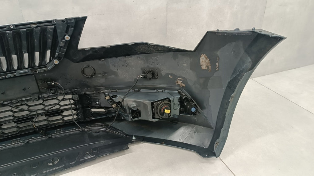 Prednji branik Skoda Superb III 15-19 /+ wiązka + PDC