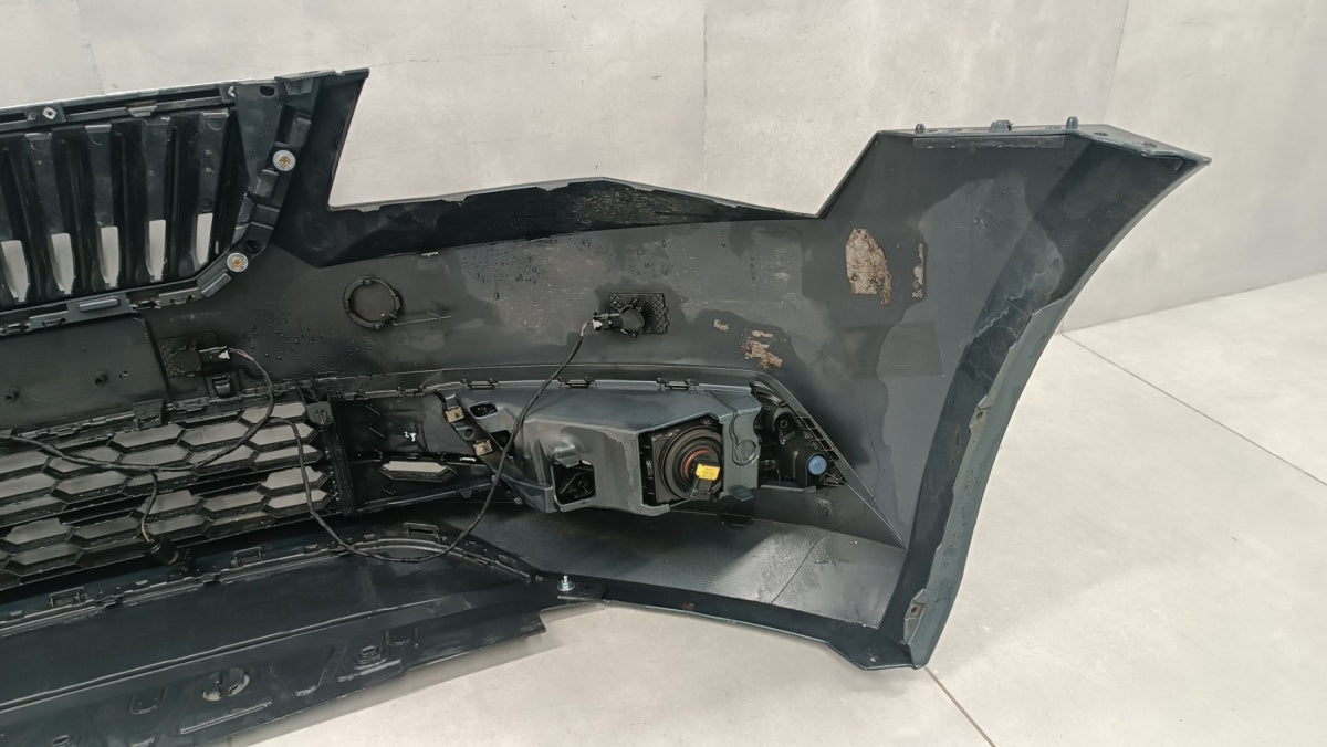 Prednji branik Skoda Superb III 15-19 /+ wiązka + PDC