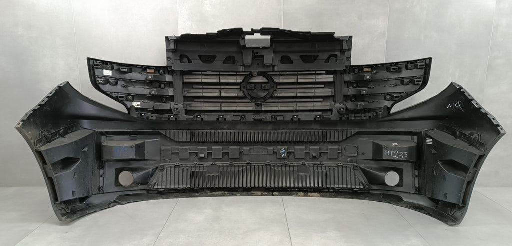 Prednji branik Nissan Interstar 24-