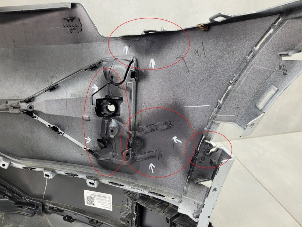 Prednji branik Polestar 3 III 23-