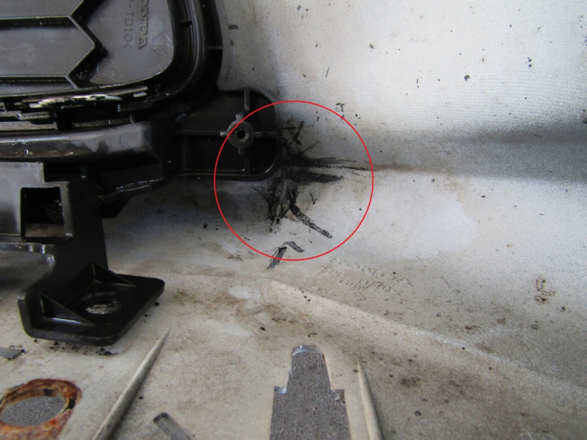 Prednji branik Honda Accord 8 VIII Lift 11-15